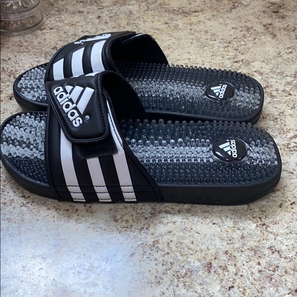 Adidas Slides : Adidas Online - Best Price Guarantee at Funeralhomechurch.com